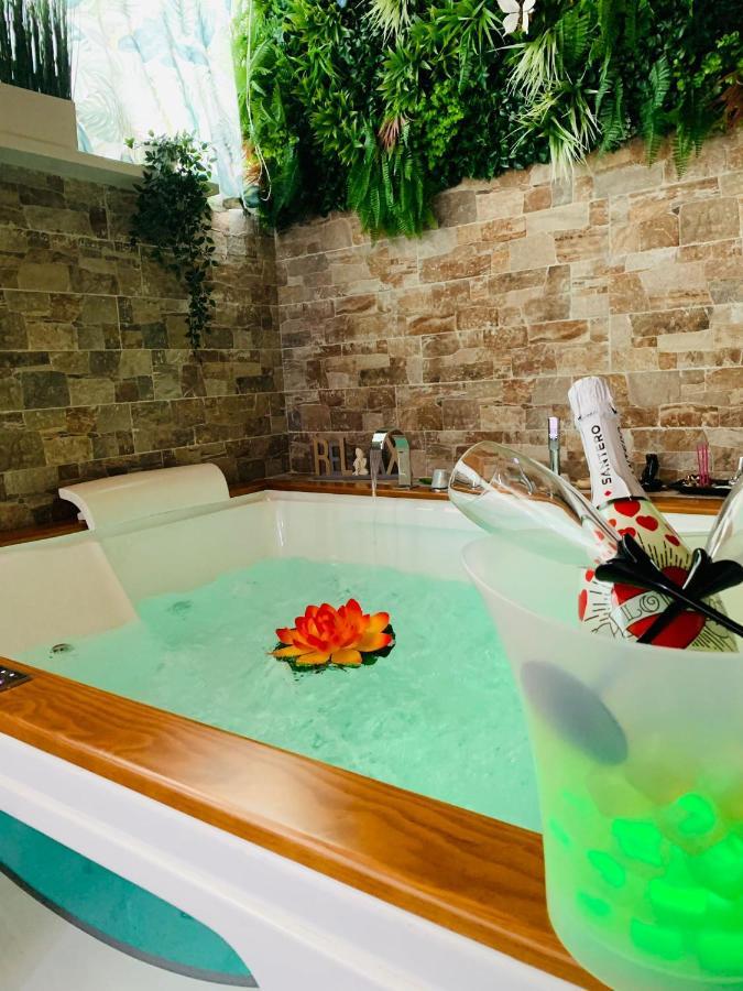 Suite I Biddizzi Da Sicilia Катания Экстерьер фото